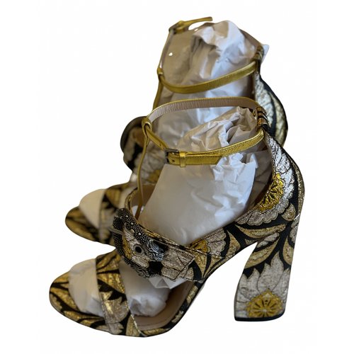 Pre-owned Gucci Cloth Sandals In Gold