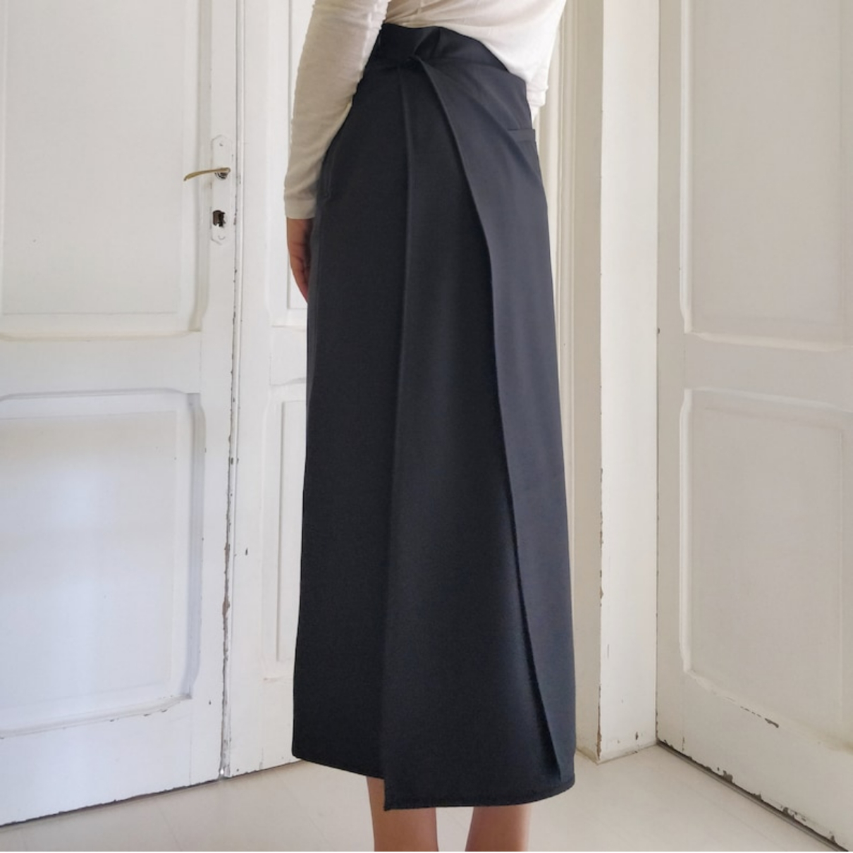 Anthracite Wool Mid-length Skirt