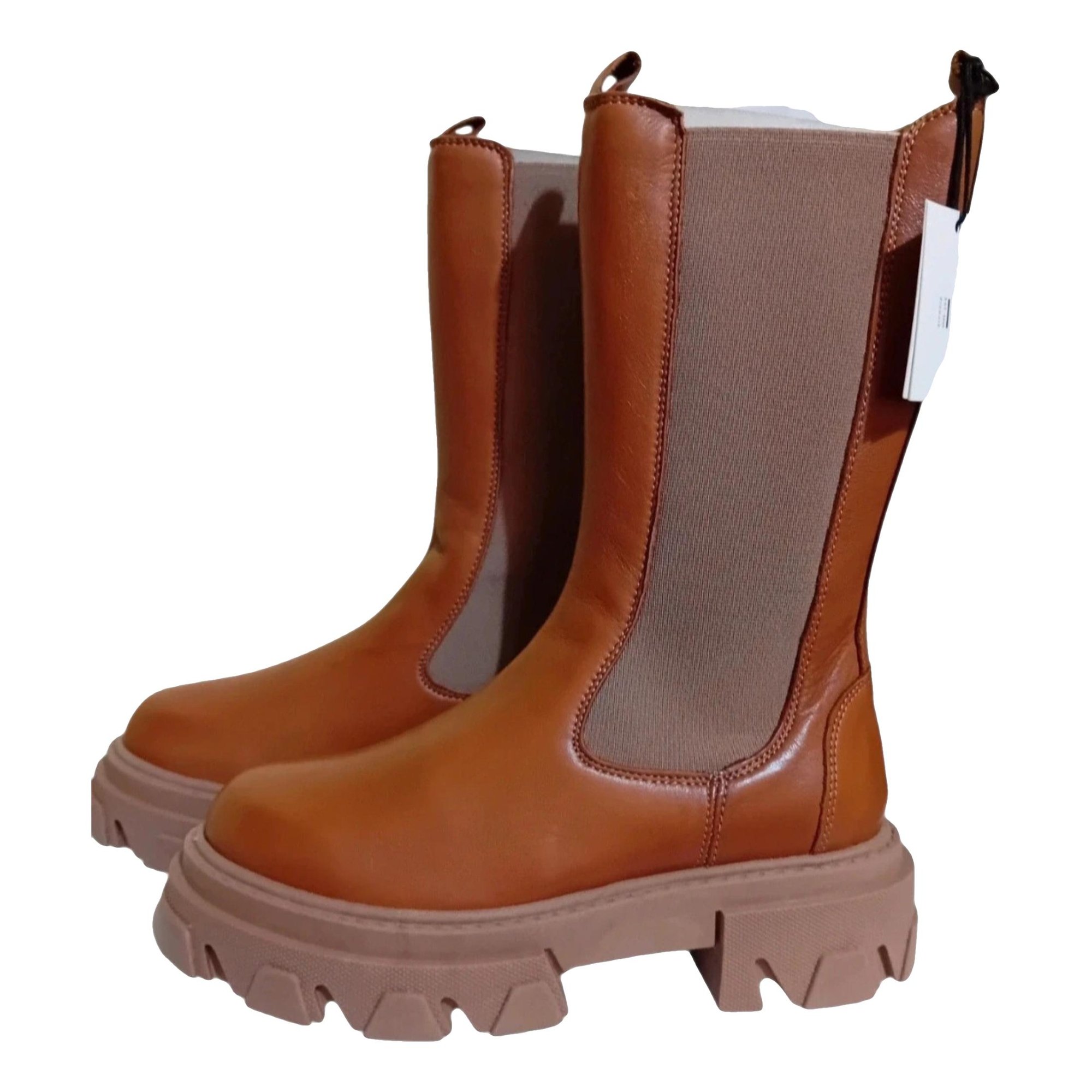 Pavement Leather boots