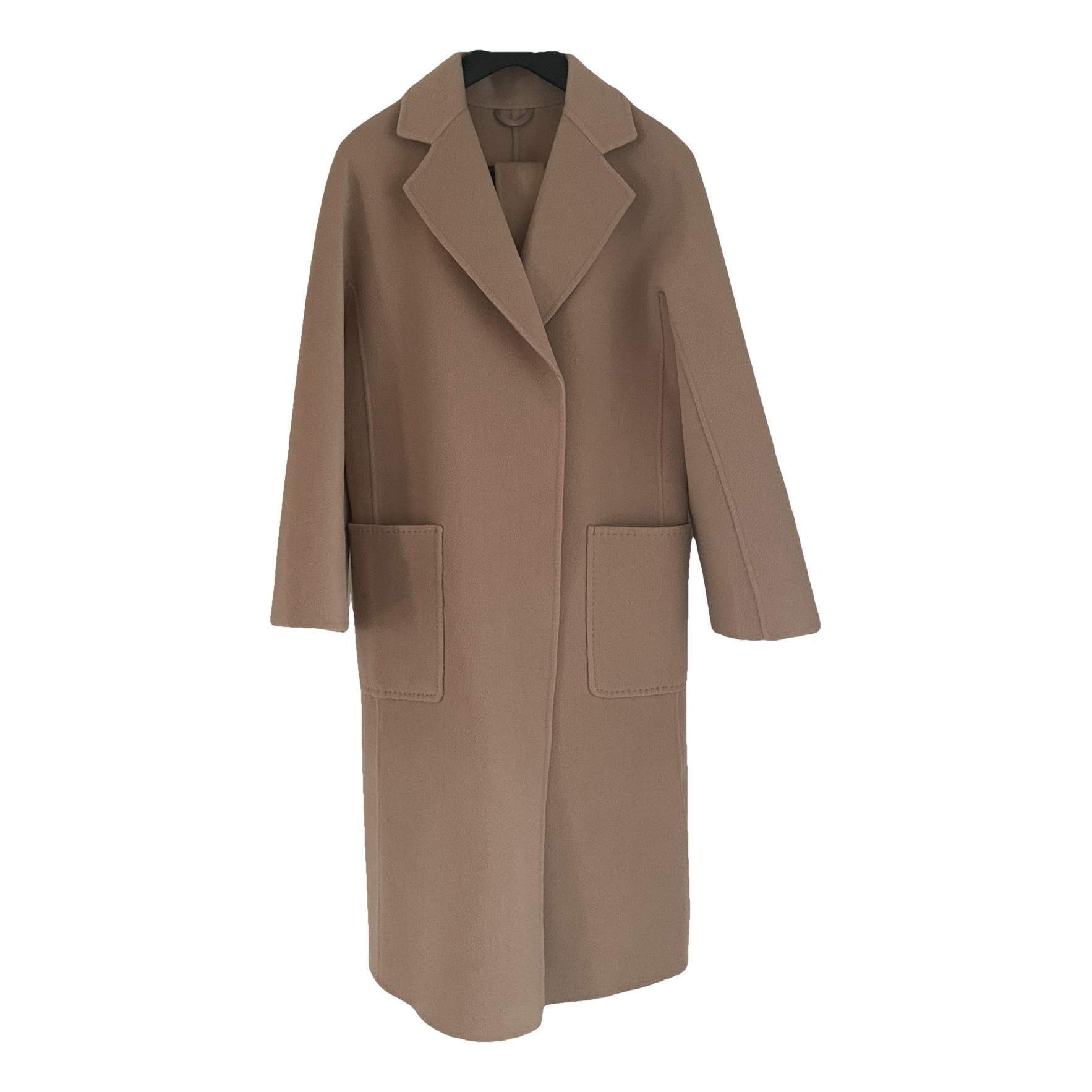 The curated Cashmere coat