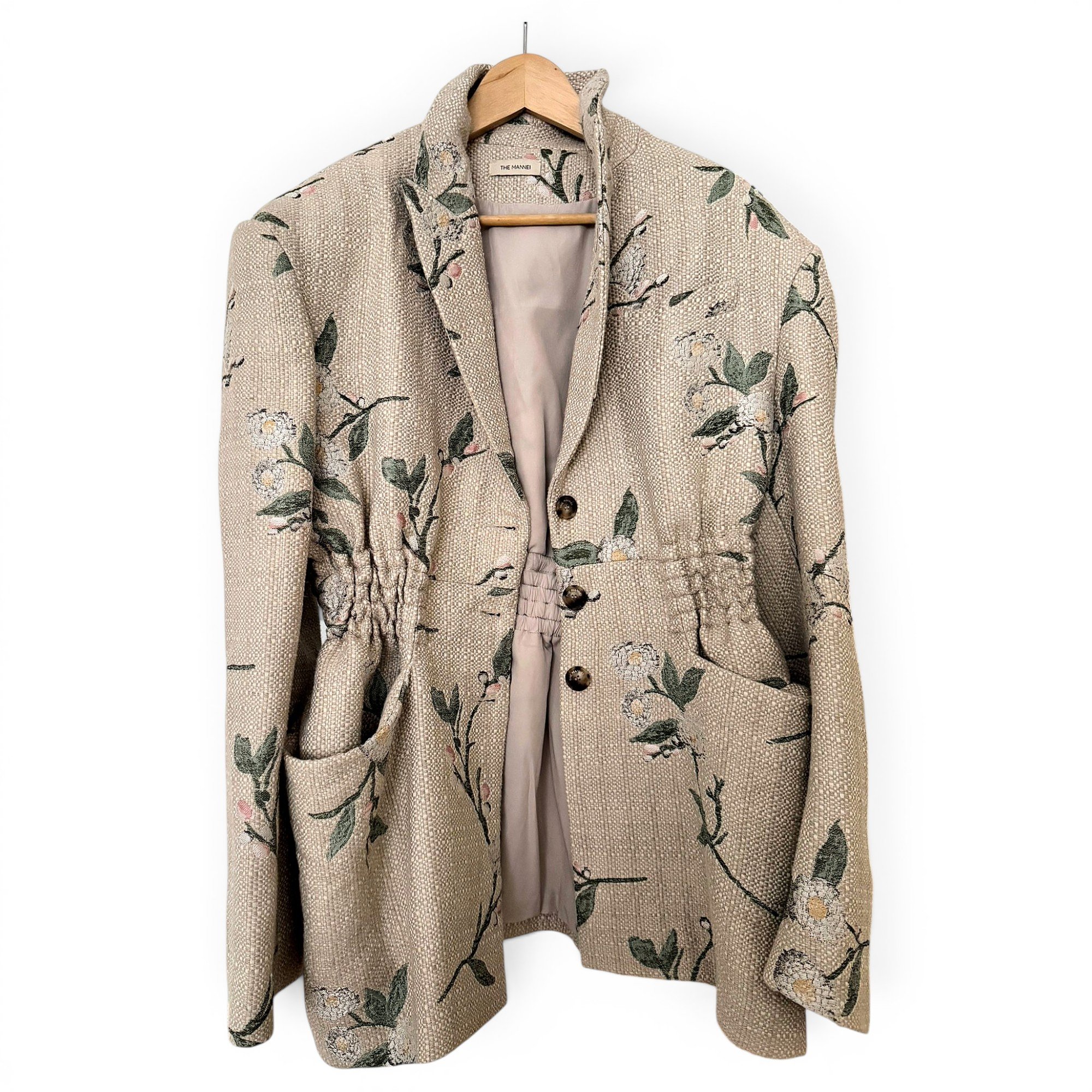 The Mannei Linen blazer