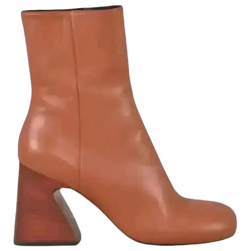 Max Mara Leather boots