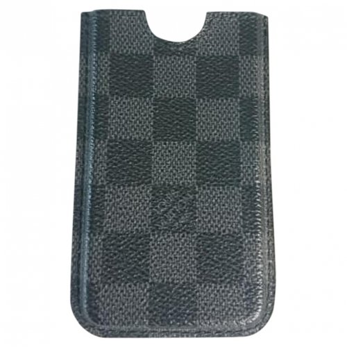 Pre-owned Louis Vuitton Leather Iphone Case In Black